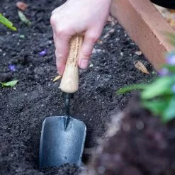 GSC Gardener's Lifetime Trowel -Plant Supports Shop 8586972 3001 tif