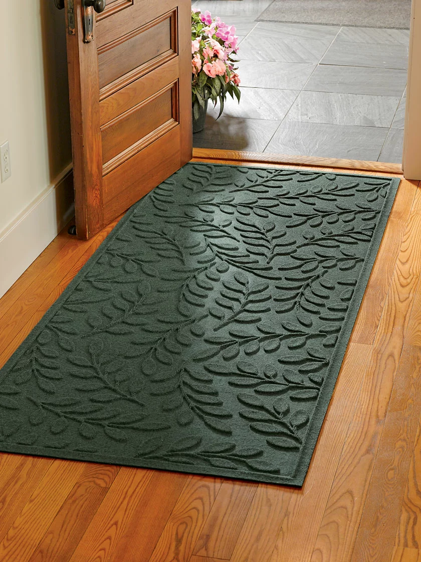 GSC Laurel Leaf Water Glutton Runner Mat, 36" X 84" 3 GSC Laurel Leaf Water Glutton Runner Mat, 36" X 84"