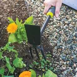 GSC Gardener's 2-in-1 Short Handle Hoe And Cultivator -Plant Supports Shop 8608657 19474 tif