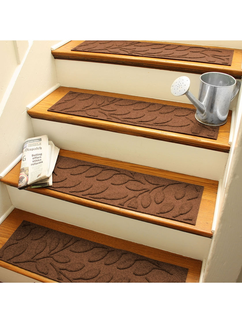 GSC Laurel Water Glutton Stair Treads, Set Of 4 3 GSC Laurel Water Glutton Stair Treads, Set Of 4