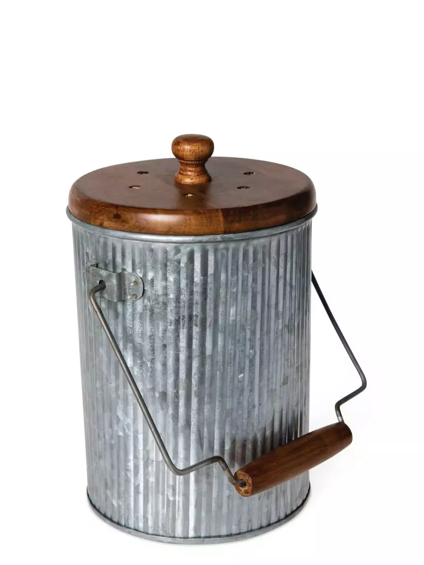 GSC Galvanized Compost Pail 5 GSC Galvanized Compost Pail - Image 3