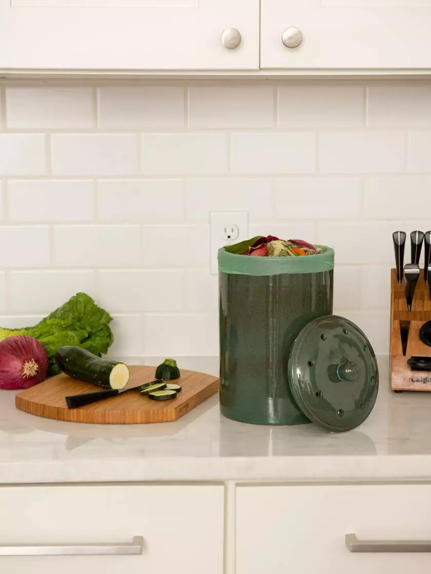 GSC Tall Ceramic Compost Crock 4 GSC Tall Ceramic Compost Crock - Image 2