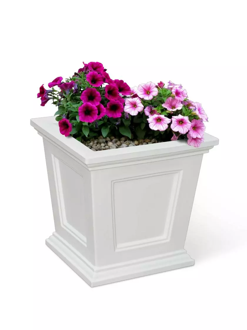 GSC Fairfield Self-Watering Square Planter, 16” X 16” 11 GSC Fairfield Self-Watering Square Planter, 16” X 16” - Image 9