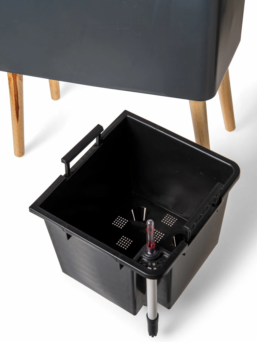 GSC Ava Self-Watering Rectangular Planter 9 GSC Ava Self-Watering Rectangular Planter - Image 7