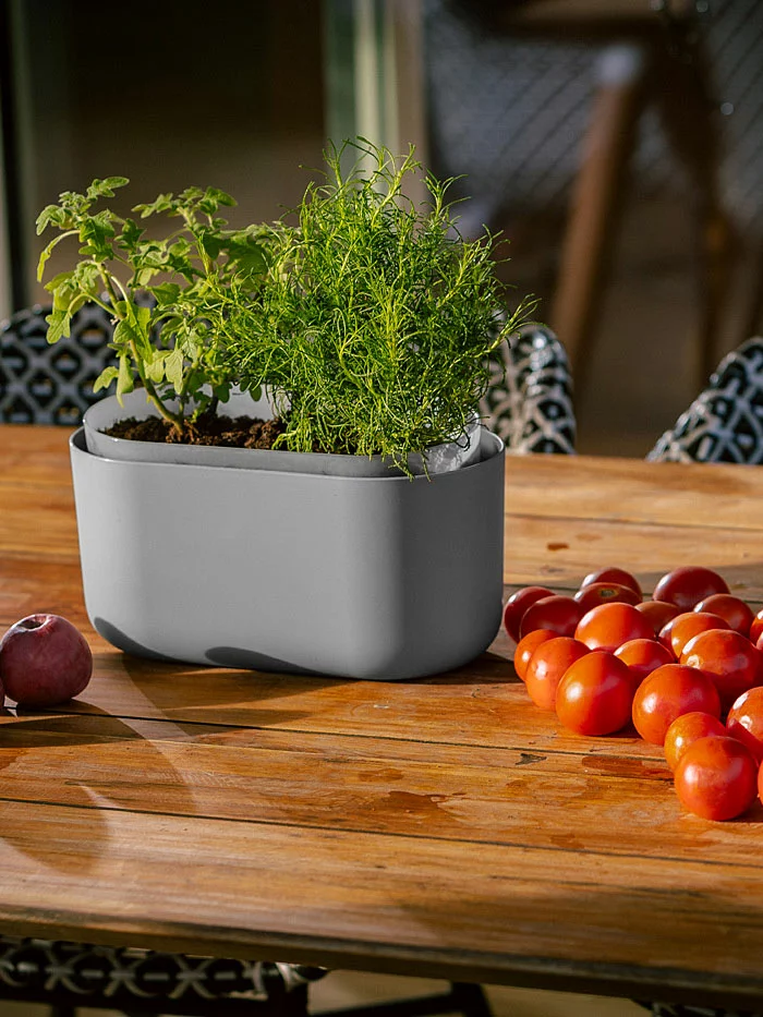 GSC Tolita Recycled Self-Watering Flower Box 3 GSC Tolita Recycled Self-Watering Flower Box