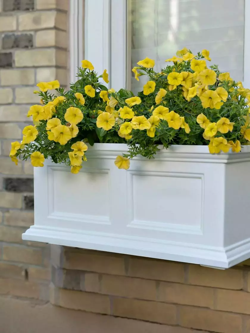 GSC Fairfield Self-Watering Window Box, 2’ 4 GSC Fairfield Self-Watering Window Box, 2’ - Image 2