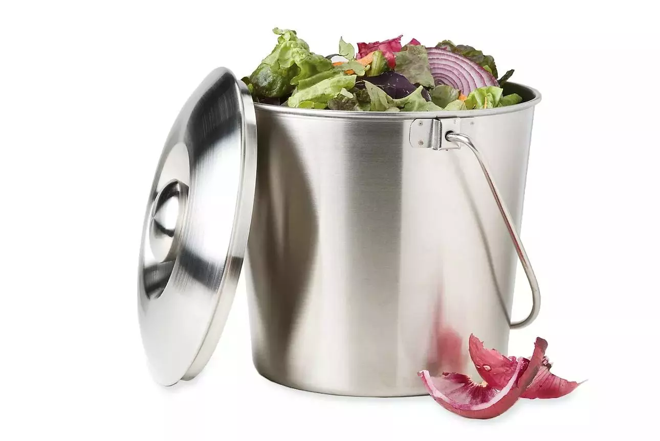 GSC Brushed Stainless Steel Compost Pail 4 GSC Brushed Stainless Steel Compost Pail - Image 2